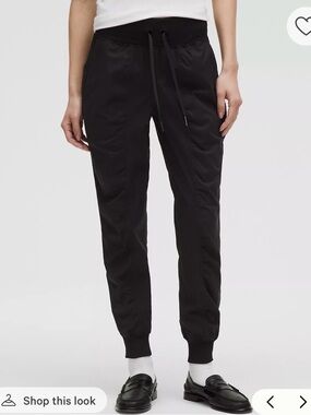 Lululemon Dance Studio Mid-Rise Jogger
Full Length Size 8
